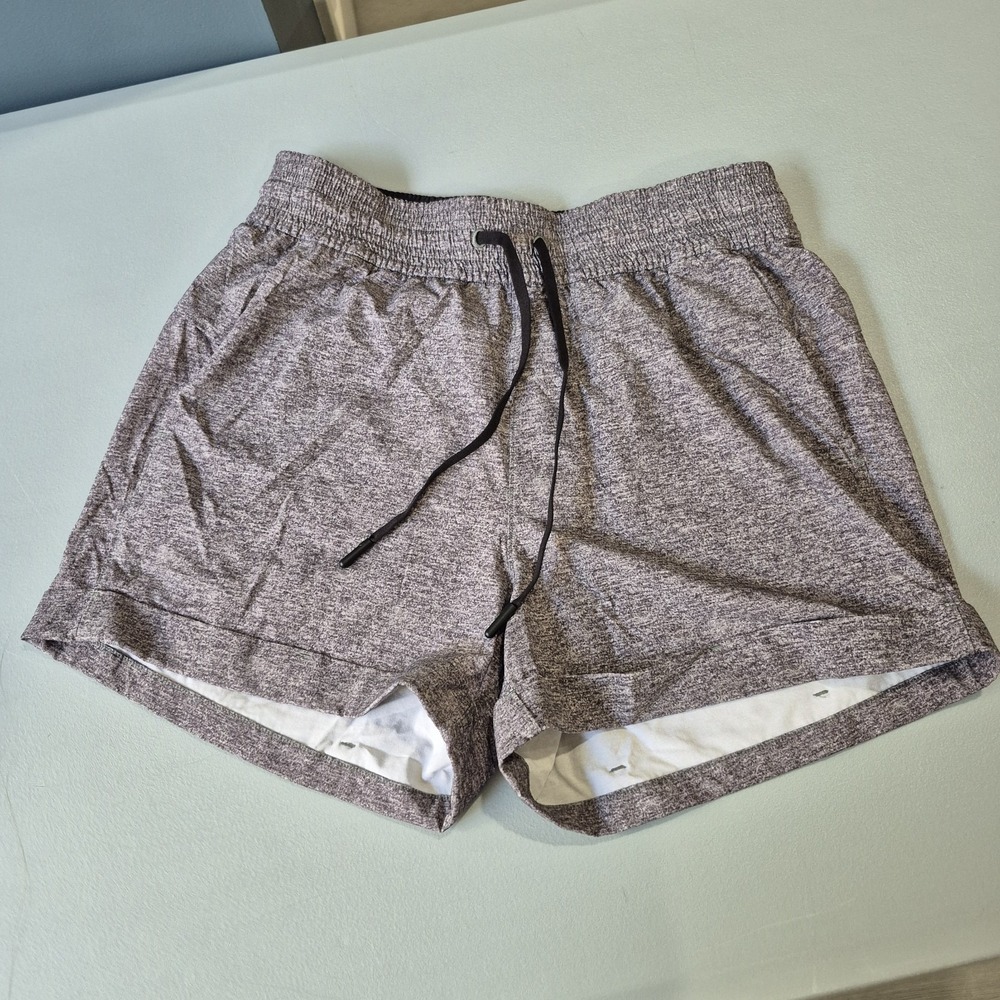 Lululemon Shorts Womens 6 Gray Heathered Spring Break Away II Drawstring Cuffed
